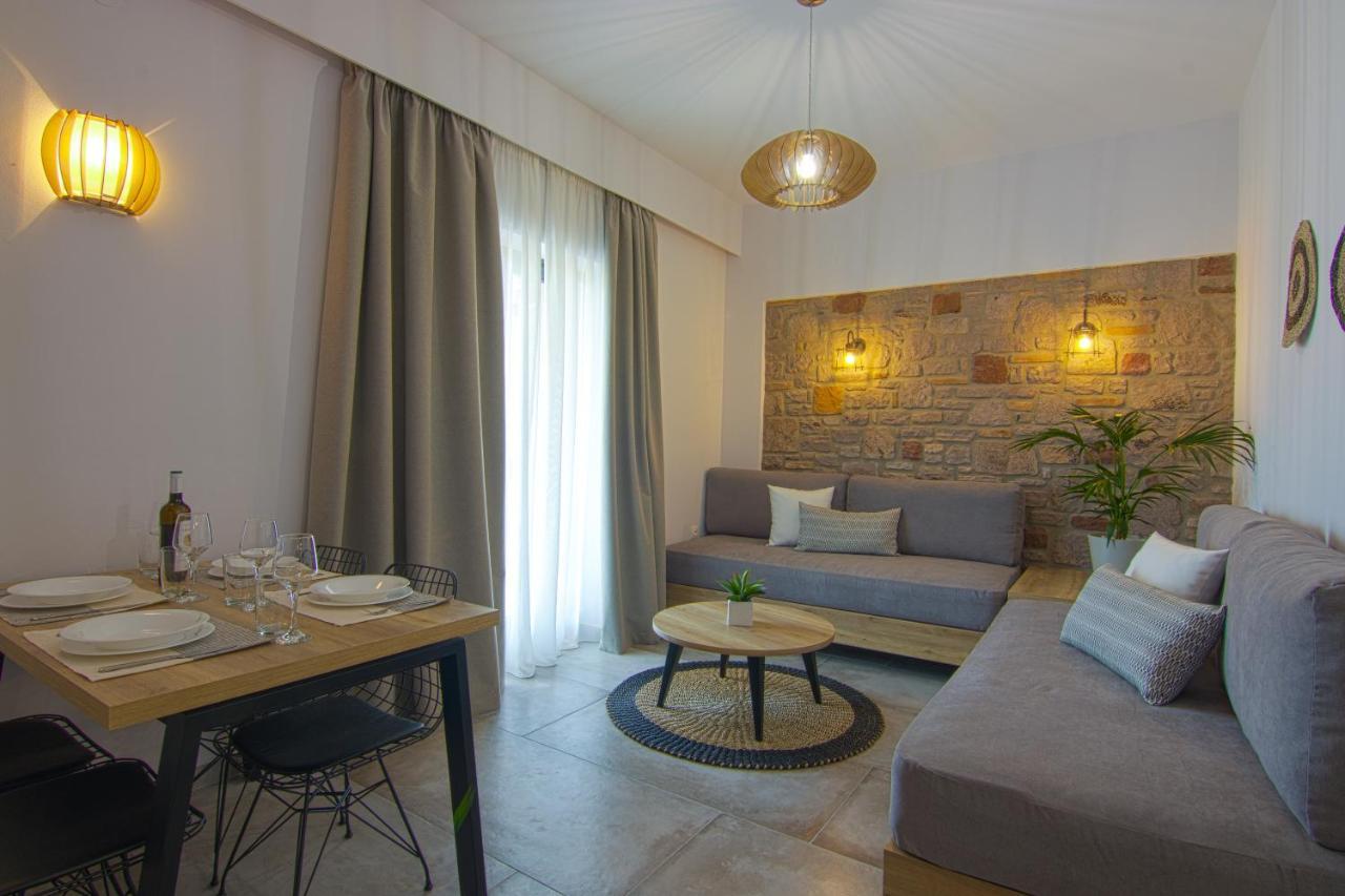 Onar Limnos II Luxury Apartments Moudhros ภายนอก รูปภาพ