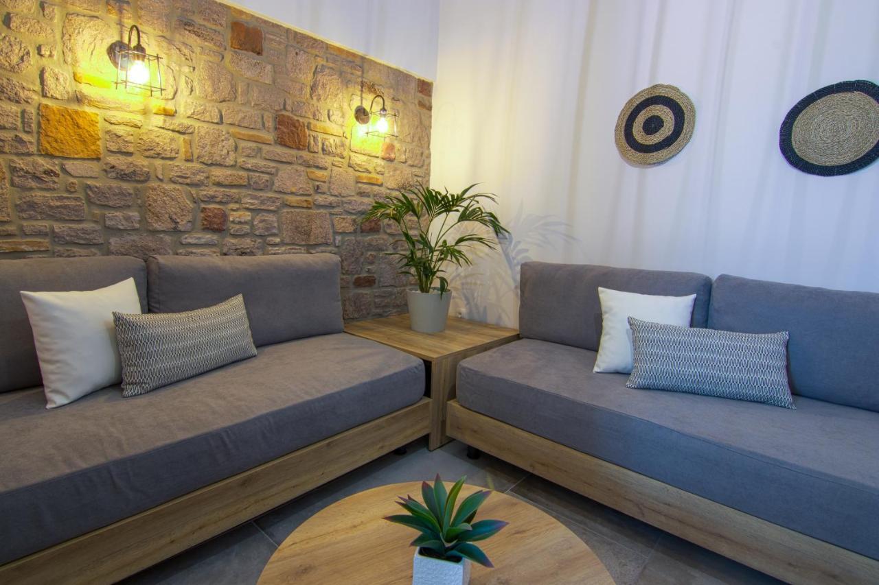 Onar Limnos II Luxury Apartments Moudhros ภายนอก รูปภาพ